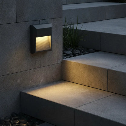 Luminario De Cortesía Led Philco 3w Negro Ip65 Cuadrado