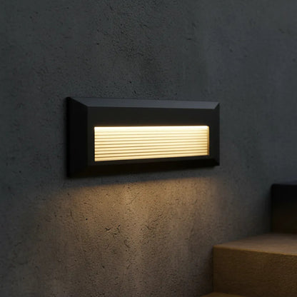 Luminario De Cortesía LED Philco 3W Negro IP65 Luz Cálida